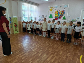 ТОТ САМЫЙ ДЛИННЫЙ В ГОДУ... ТОТ САМЫЙ ДЛИННЫЙ В ГОДУ.