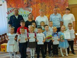 ЛИТЕРАТУРНЫЙ КОНКУРС ЧТЕЦОВ ПО ПДД ЛИТЕРАТУРНЫЙ КОНКУРС ЧТЕЦОВ ПО ПДД.