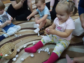 ИГРОВОЙ СЕАНС С МАЛЫШАМИ ИГРОВОЙ СЕАНС С МАЛЫШАМИ.