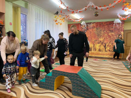 ВСТРЕЧА С МАЛЫШАМИ ВСТРЕЧА С МАЛЫШАМИ.