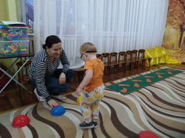 ИГРОВОЙ СЕАНС С МАЛЫШАМИ ИГРОВОЙ СЕАНС С МАЛЫШАМИ.