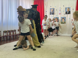 СПОРТИВНОЕ РАЗВЛЕЧЕНИЕ СПОРТИВНОЕ РАЗВЛЕЧЕНИЕ.
